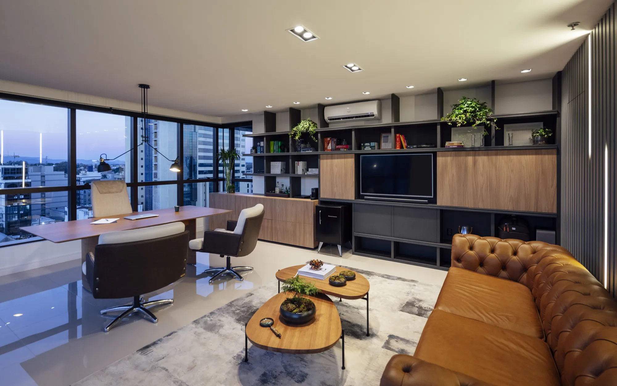 <p>Na DL Mais&nbsp;voc&ecirc; pode escolher todos os detalhes dos&nbsp;m&oacute;veis&nbsp;do seu&nbsp;escrit&oacute;rio ou sala comercial.&nbsp;Entre em contato com um de nossos consultores. Estamos &agrave; sua espera!</p>
